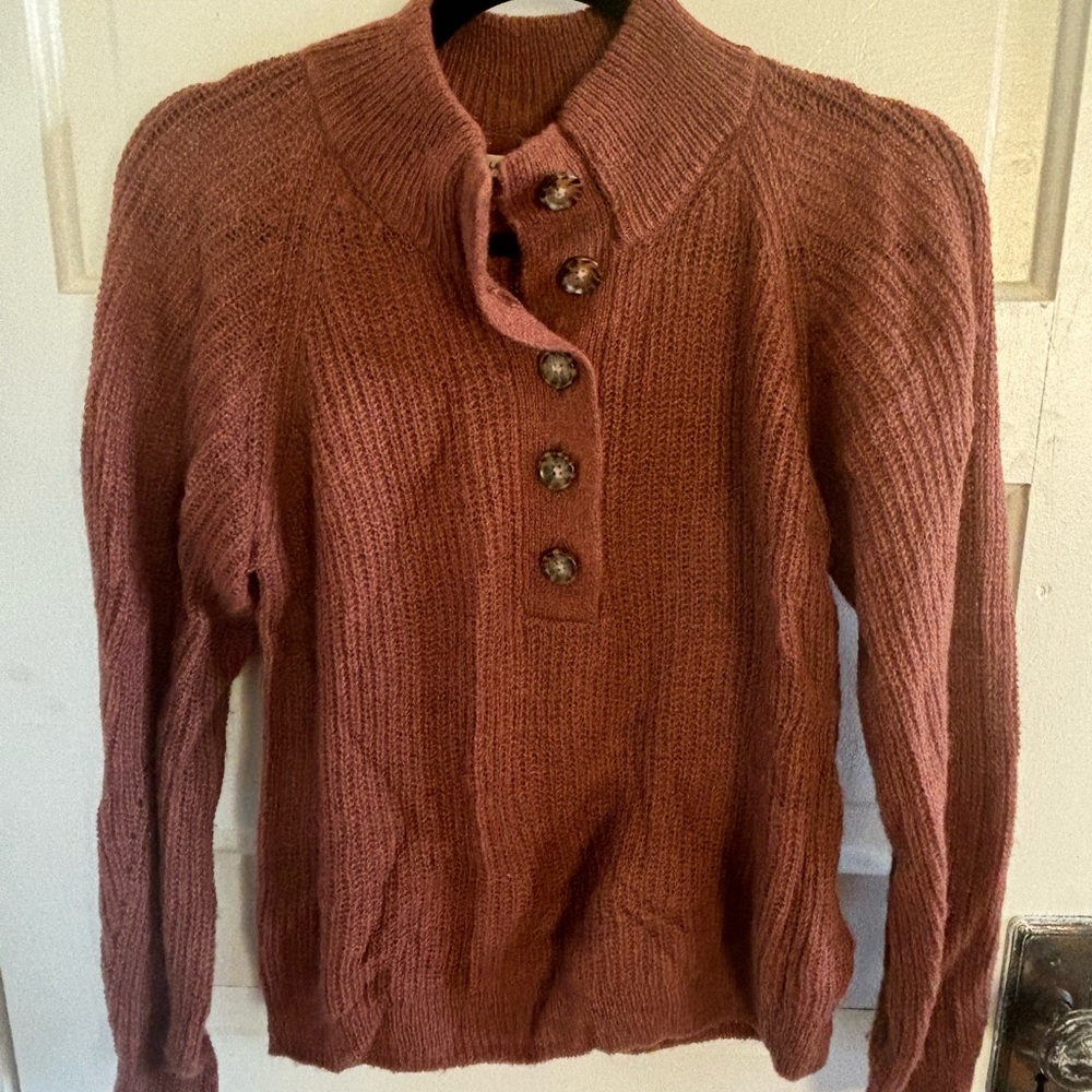 Marine Layer Evelyn Dream Yarn Pullover